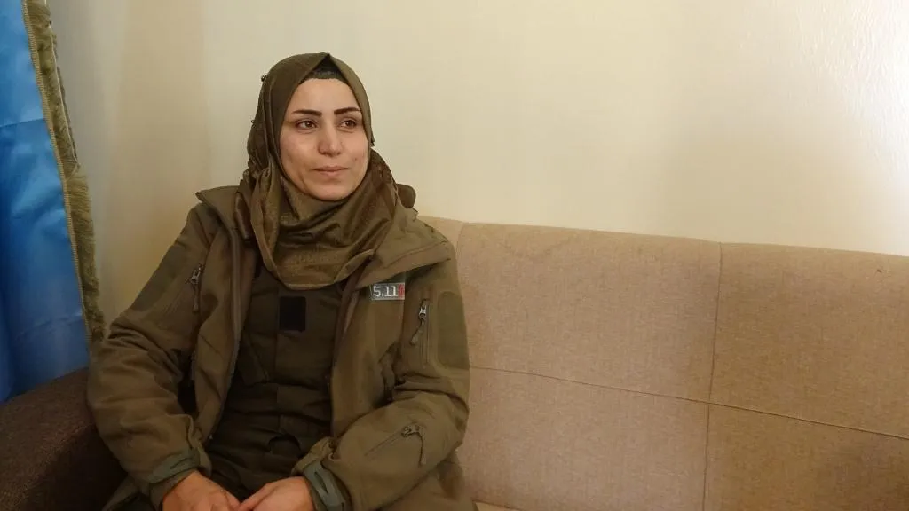 Jinên Reqayê ji bo parastina ewlehiya bajarê xwe dixebitin