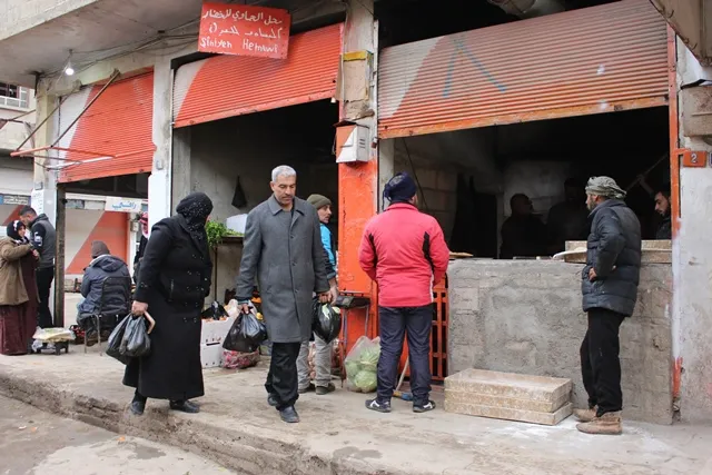 Di nav ewlehiyê  de jiyana xwe didomînin