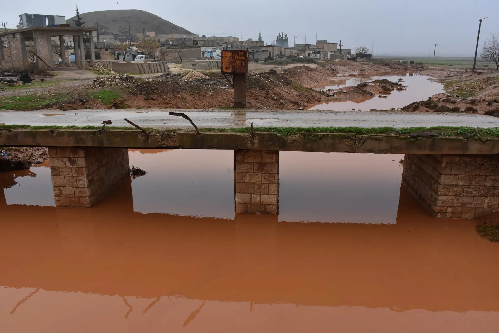 Bi hatina zivistanê re azarên gelê Efrînê zêdetir dibin