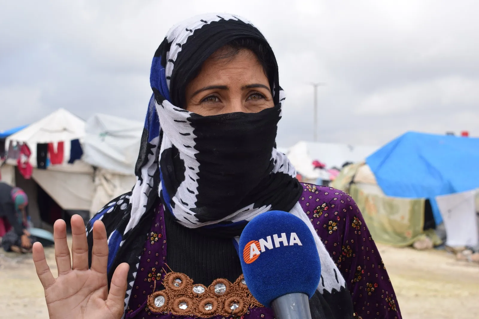 Rêveberiya kampa Eyn Îsa… Keda ji bo derbaskirina kêmasiyan