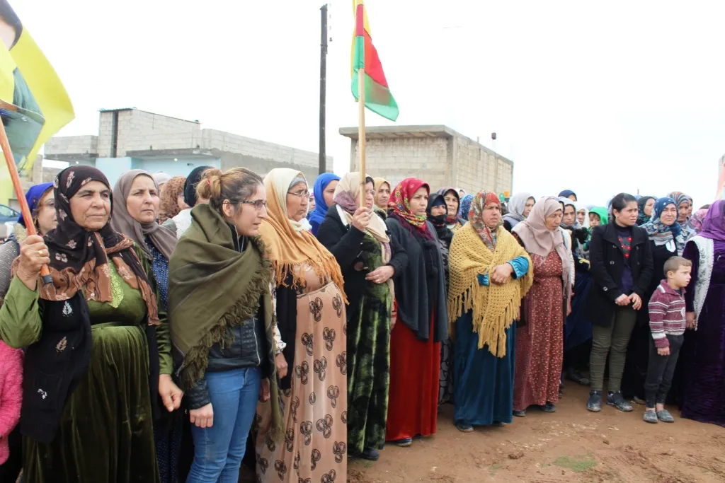 Sersaxî ji malbata şehîd Mamed re hat xwestin