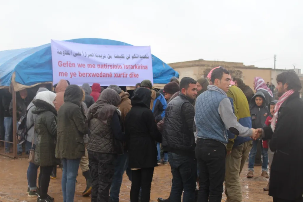 Gelê Kobanê li dijî gefên dewleta Tirk çalakiyan li dar dixe