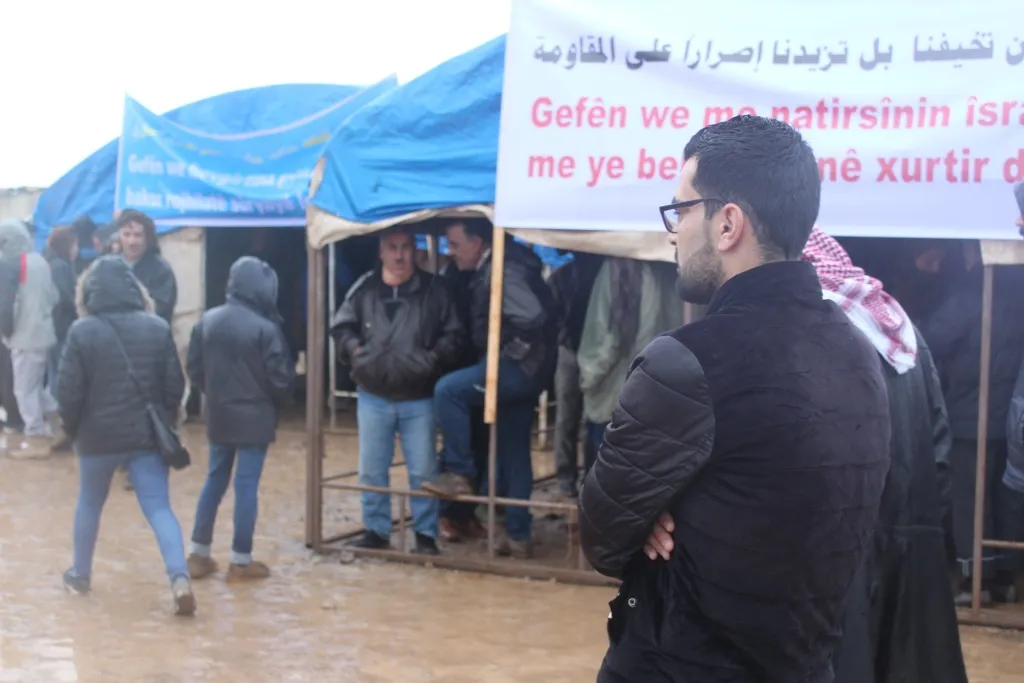 Gelê Kobanê li dijî gefên dewleta Tirk çalakiyan li dar dixe