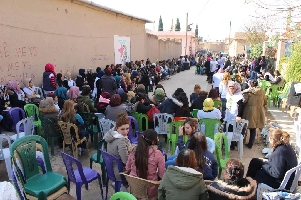 Bi beşdarbûna 600 kesan greva birçîbûnê dewam dike