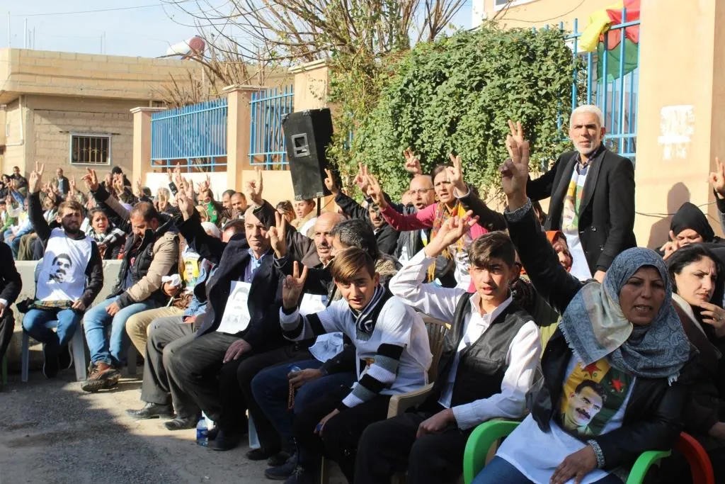 Bi beşdarbûna 600 kesan greva birçîbûnê dewam dike