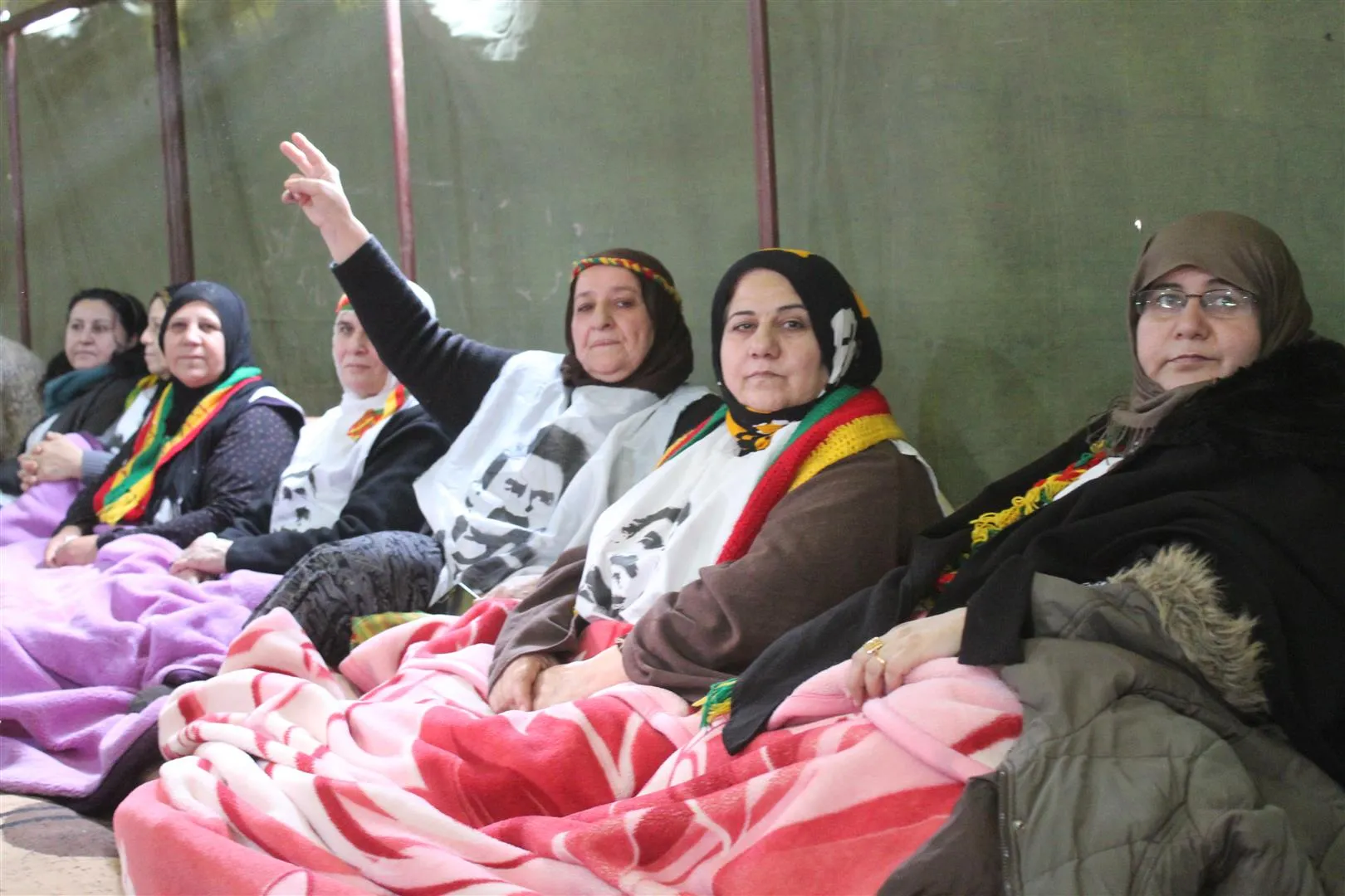 Şêniyên Dêrîkê jî ketin greva birçîbûnê