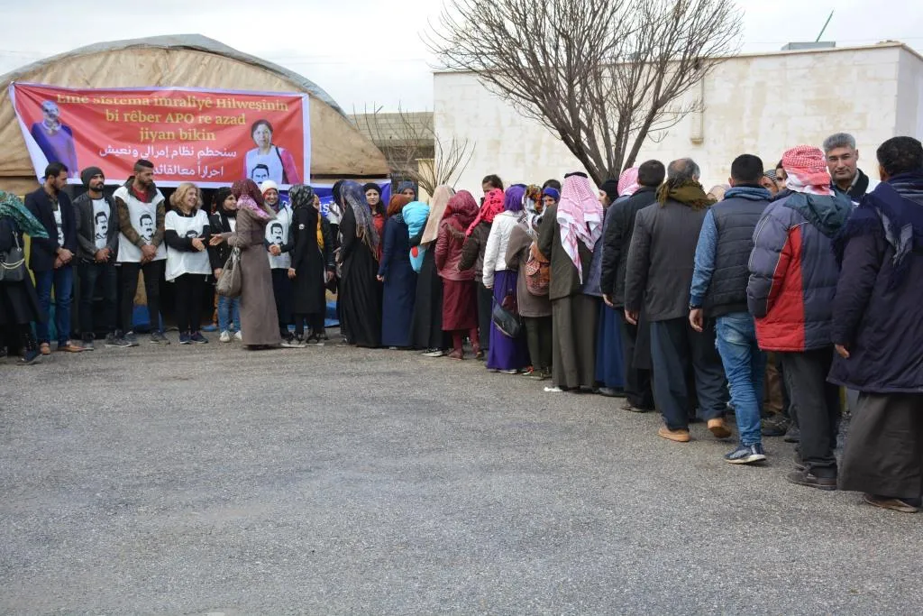 Li Kobanê çalakiya greva birçîbûnê di roja 3`ymîn de dewam dike