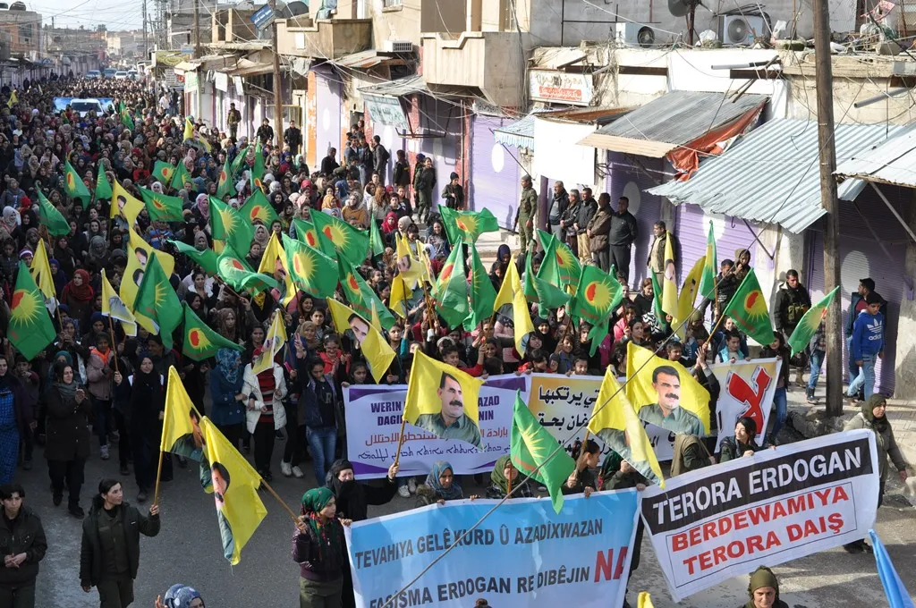 Gelên Serêkaniyê li dijî gefên Erdogan meşiyan