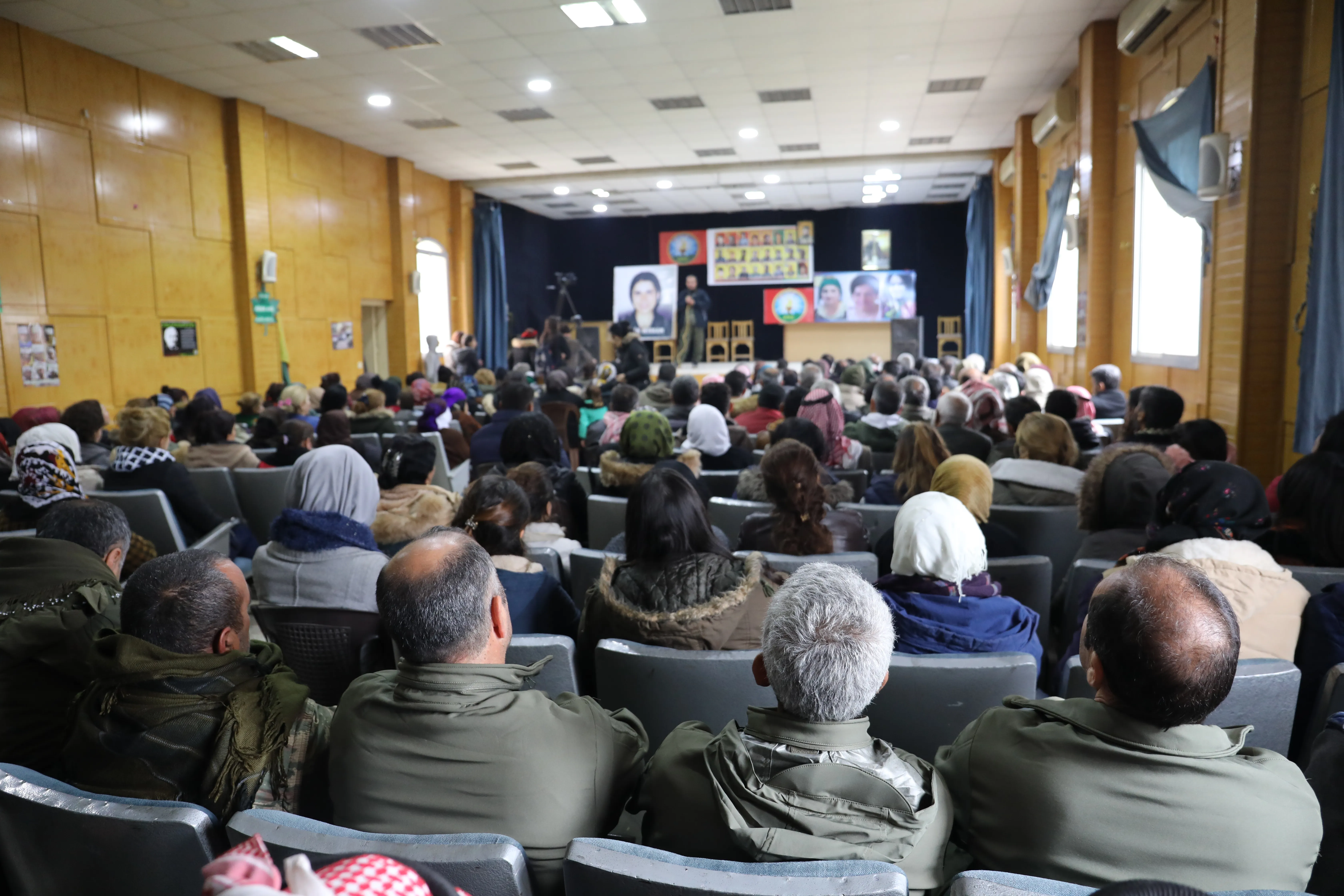 Gelê Dirbêsiyê şehîdên meha Kanûnê bi bîr anîn