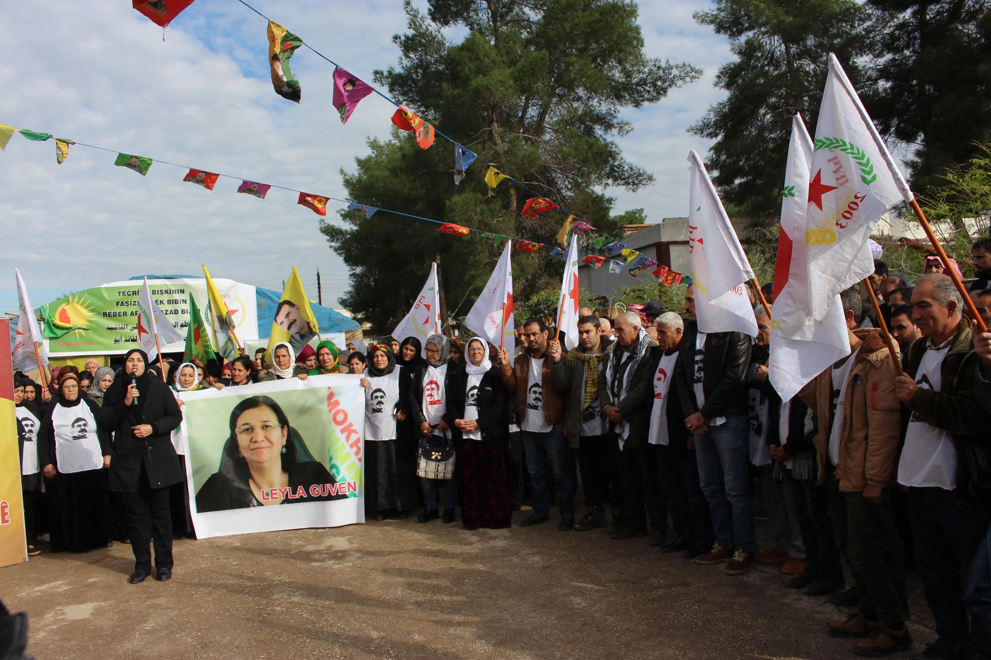 Şêniyên Tirbespiyê bi daxwaza Leyla Guven re ne