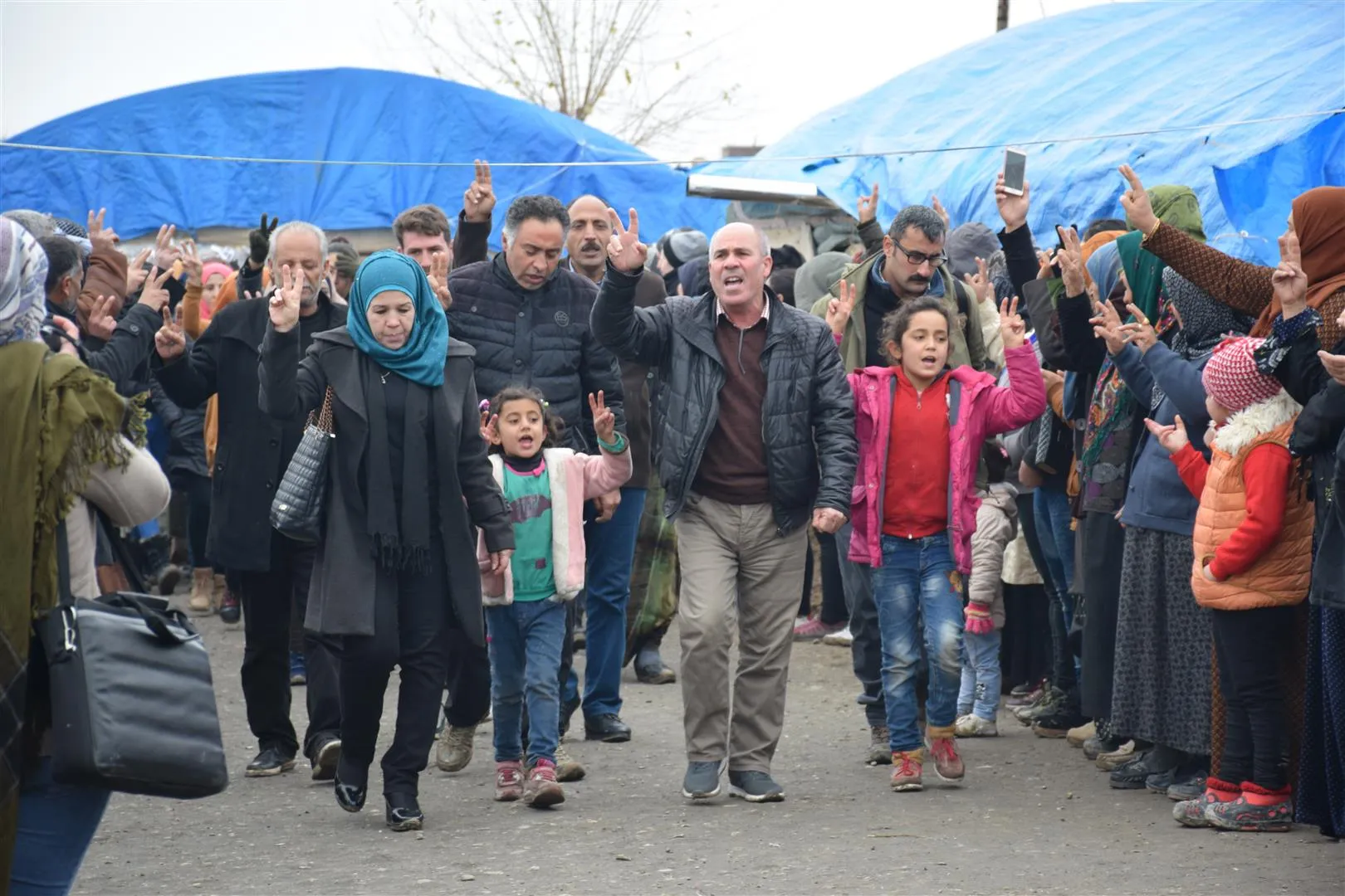 `Tenê biryarek heye, ew jî berxwedan e`