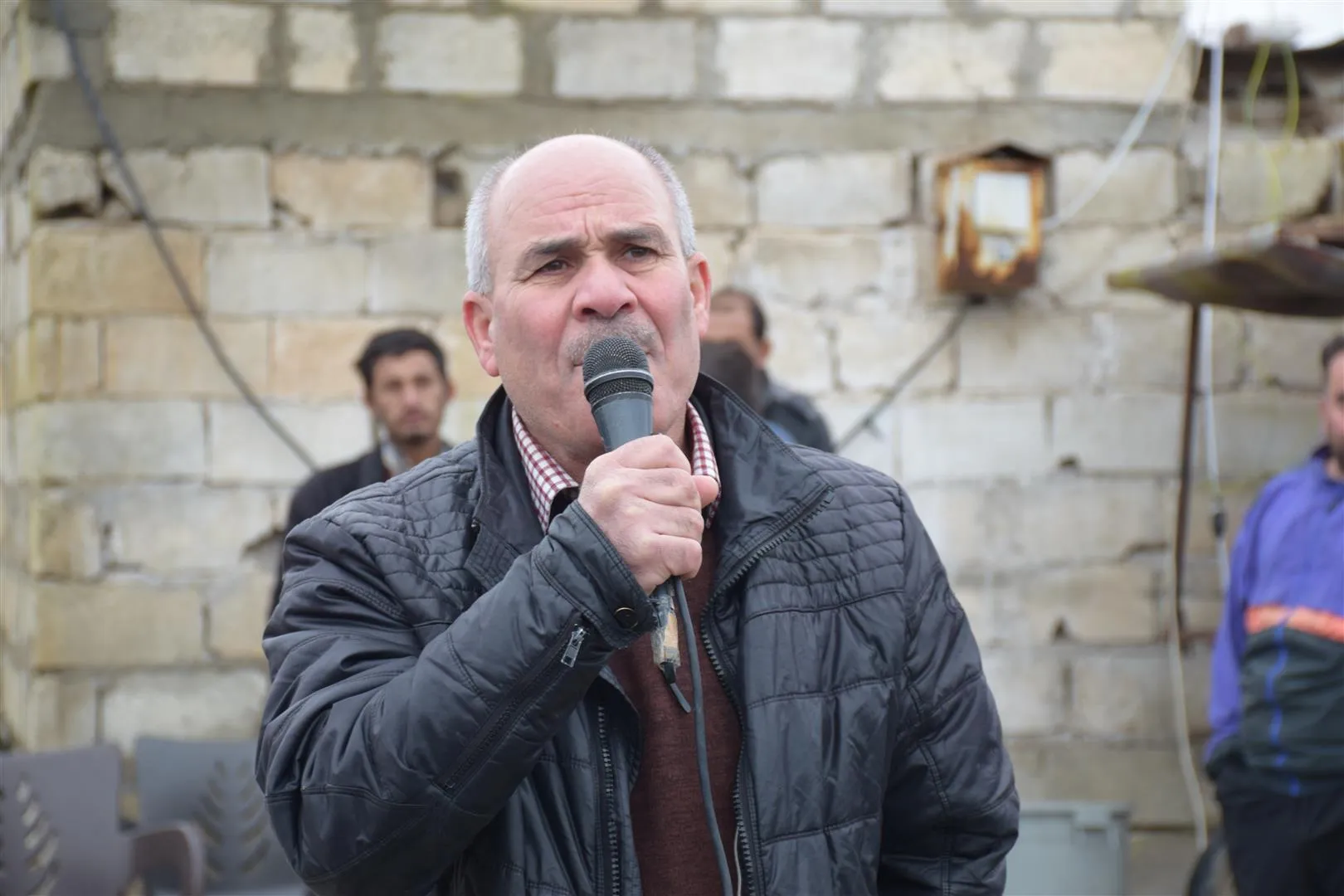 `Tenê biryarek heye, ew jî berxwedan e`