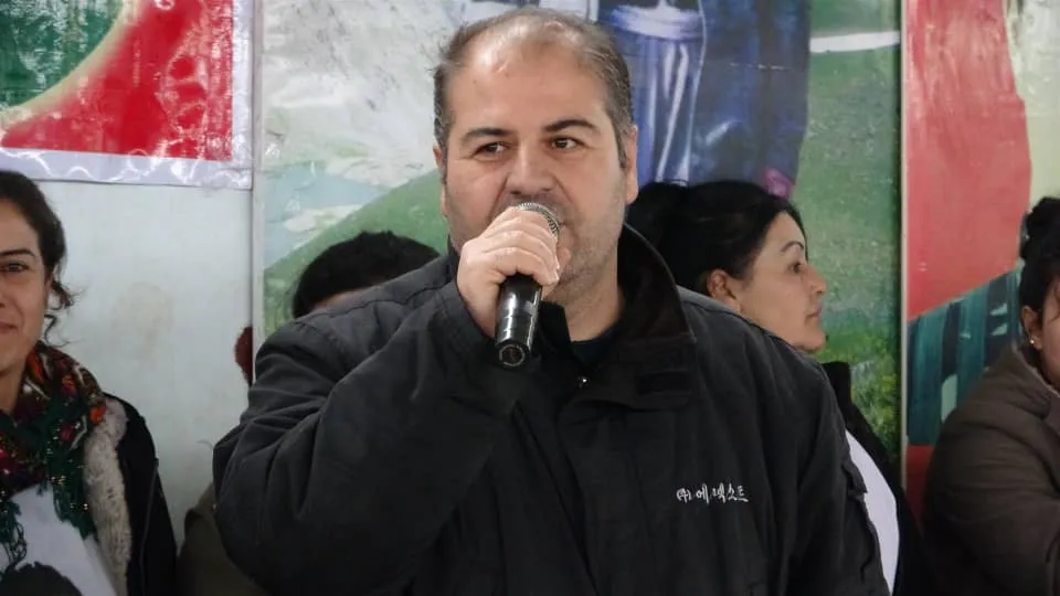 Di merasîma sersaxiya keça xwe de soza şopandina rêya hemû şehîdan da