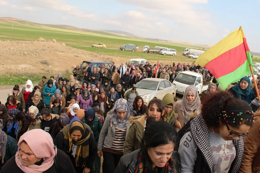 Li Kobanê 2 merasîmên sersaxiya şehîdan