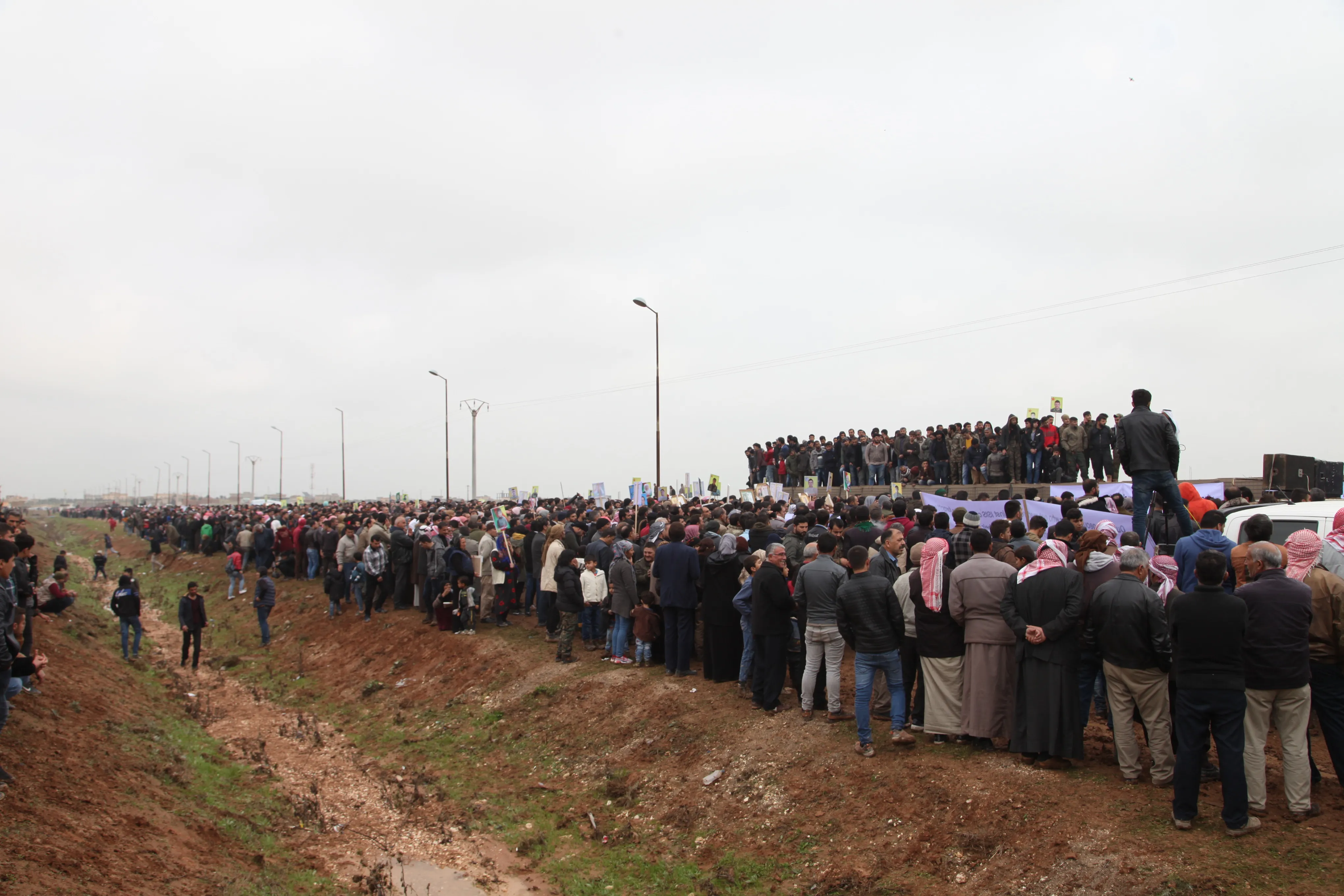 Gelê Bakur û Rojhilatê Sûriyê: Bila qedexeya hewayî bê ferzkirin û hêza aştiyê li herêmê bi cih bibe