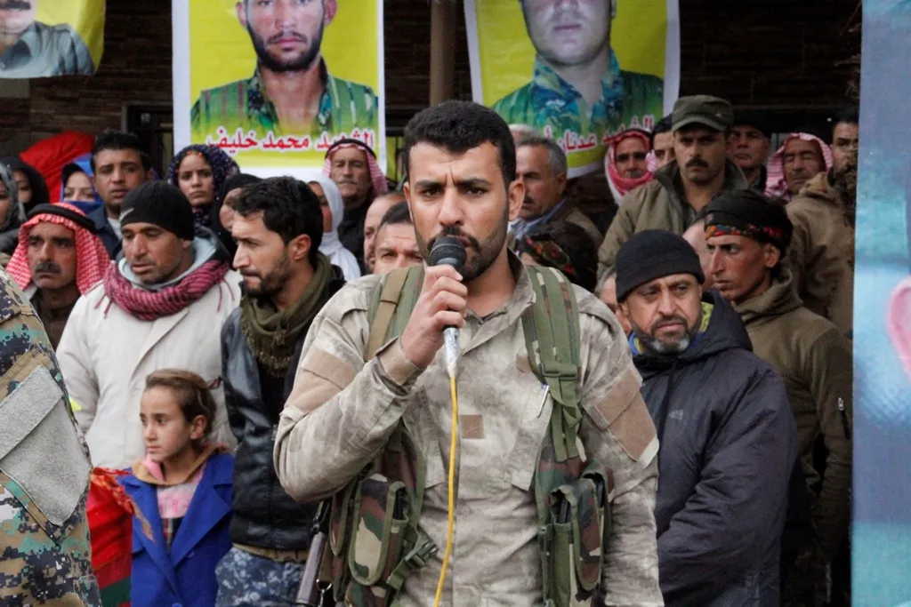 Şehîdên YPG`ê li Goristana Şehîdan a Til Temirê hatin oxirkirin