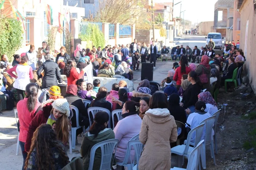 Li Amûdê 450 kes ketin greva birçîbûnê