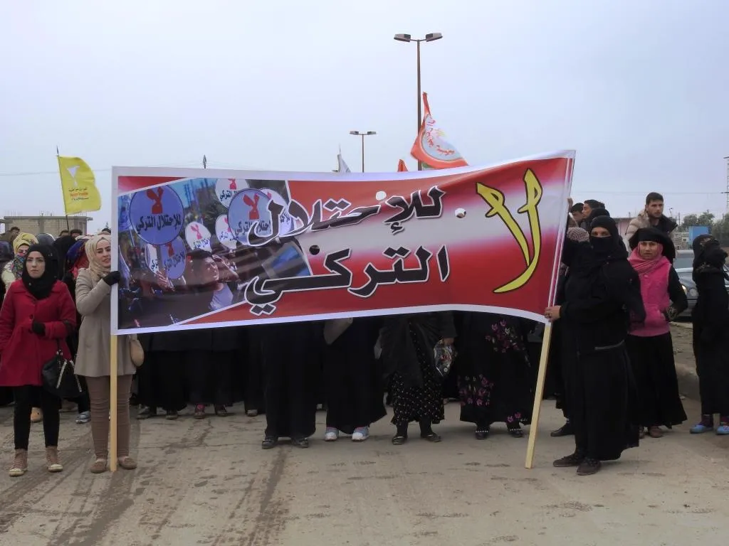 Şêniyên El-Kerame li dijî gefên Tirkiyê rabûn serhildanê