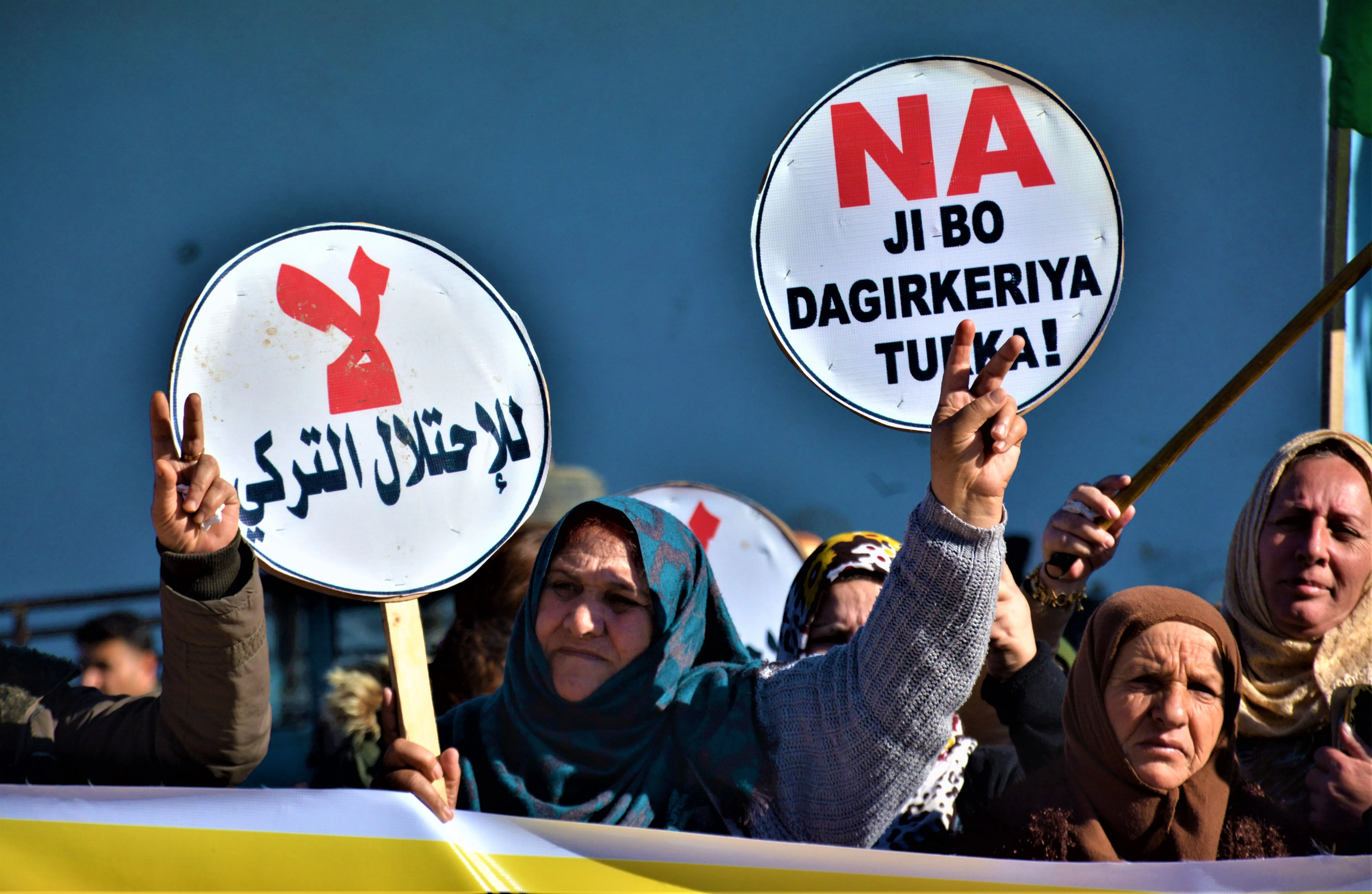 Şêniyên Amûdê: Em dev ji axa xwe bernadin