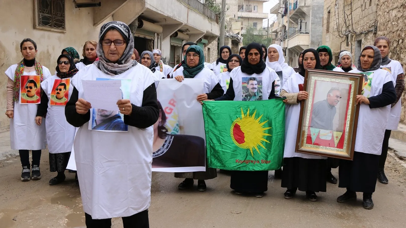 ‘Em ê ji berxwedanê jiyanê ava bikin û zindana Îmraliyê hilweşînin’