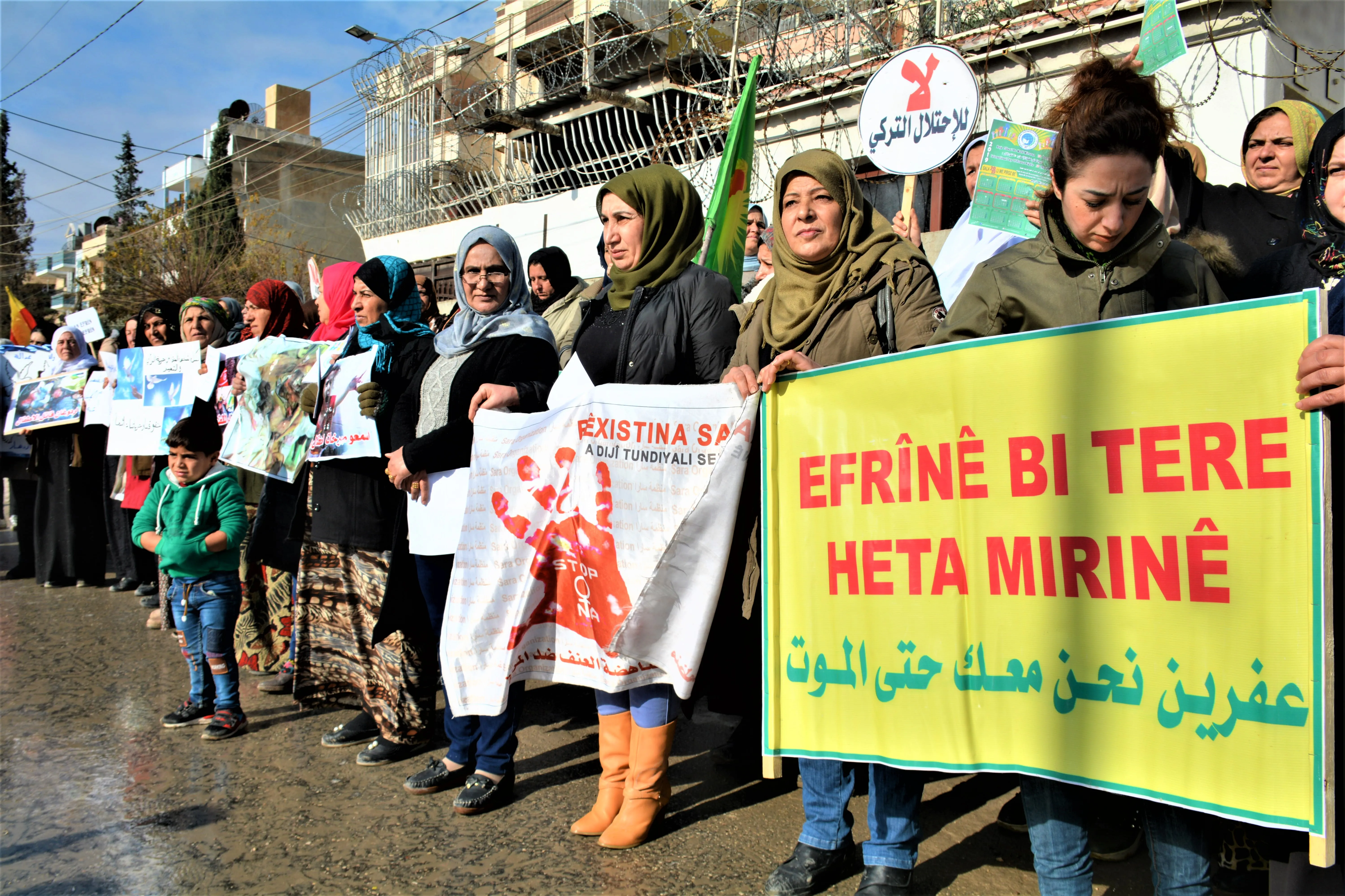 Dewleta Tirk û çeteyên wê nasnameya Efrînê diguherînin