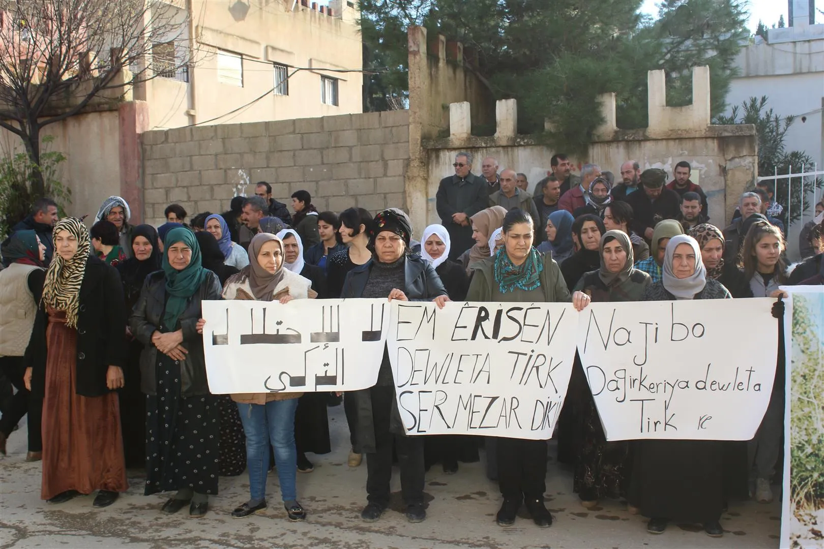 Meclisa navçeya Dêrikê gefên Tirkiyê şermezar kirin