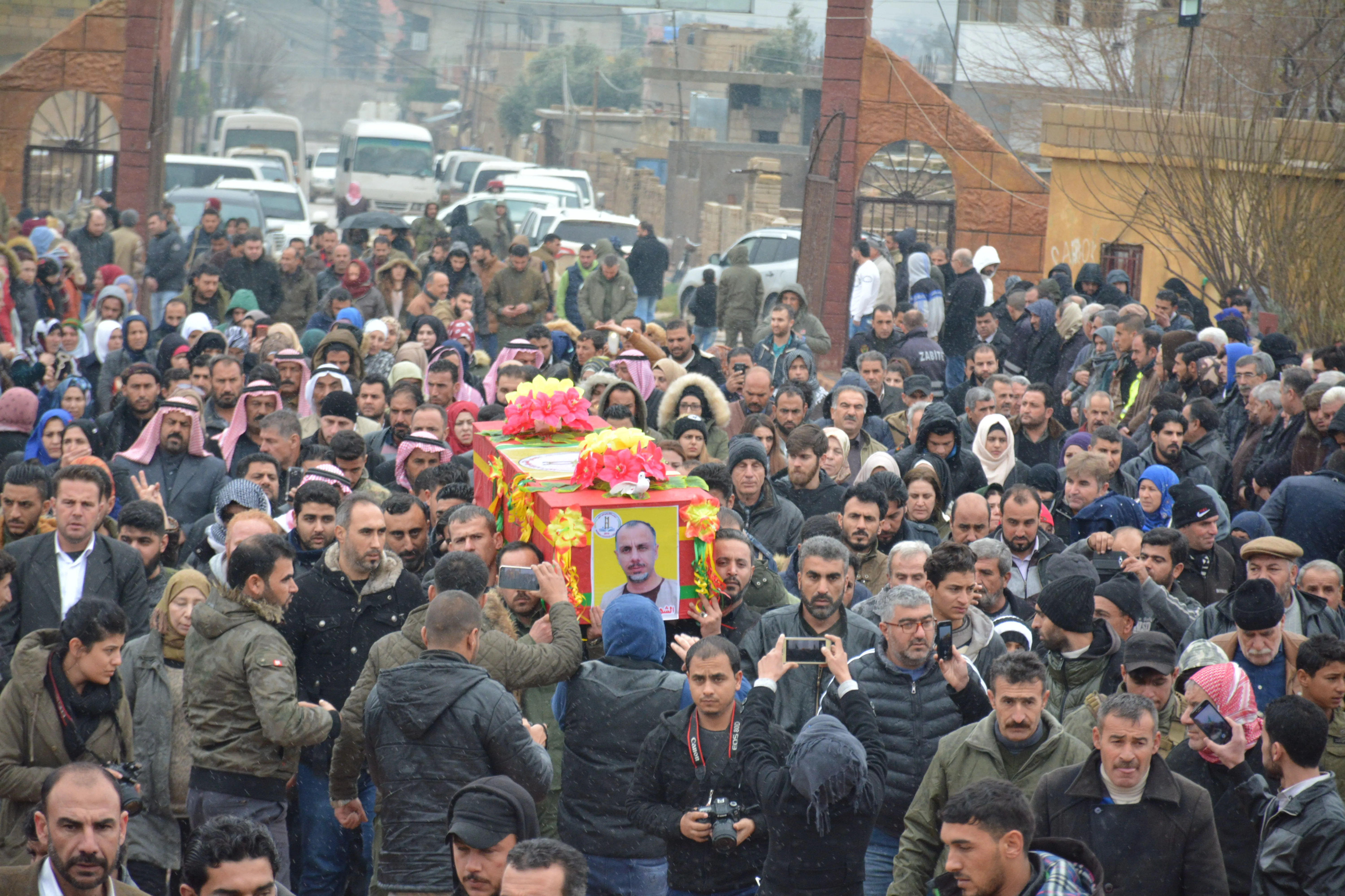 Cenazeyê Merwan El-Fiteyîh li Qamişlo hate veşartin