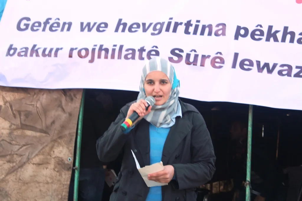 `Em nahêlin ku dewleta dagirker biratiya gelan ji hev bixe`