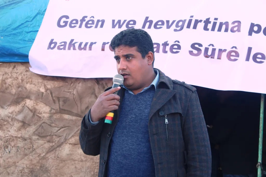`Em nahêlin ku dewleta dagirker biratiya gelan ji hev bixe`