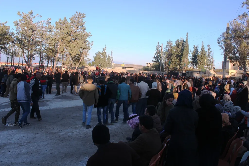 `Em nahêlin ku dewleta dagirker biratiya gelan ji hev bixe`