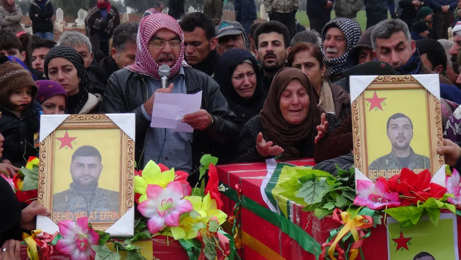 Cenazeyê Serdar û Welat bi merasîmekî girseyî hatin veşartin