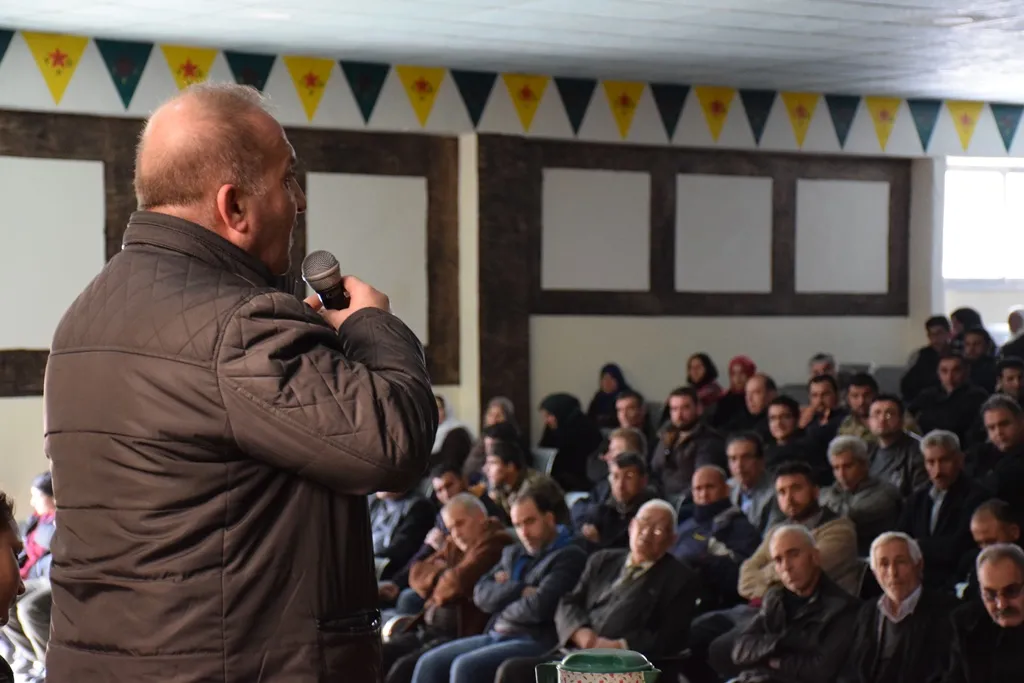 ‘Tirkiye bi gefên xwe tecrûbeya demokratîk a gelê herêmê dike hedef‘