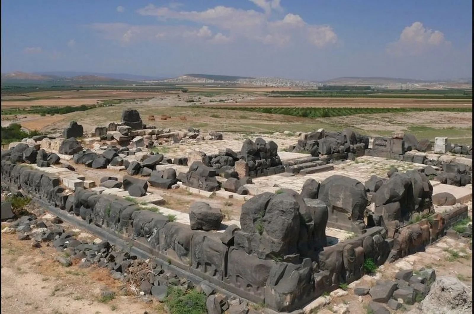Salvegera dagirkeriya Tirk û rûxandina şûnwarên Efrînê