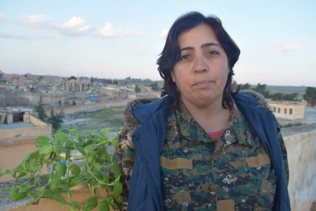 Milîtan Dêrik: Şoreşa jinê di Kobanê de bi serket