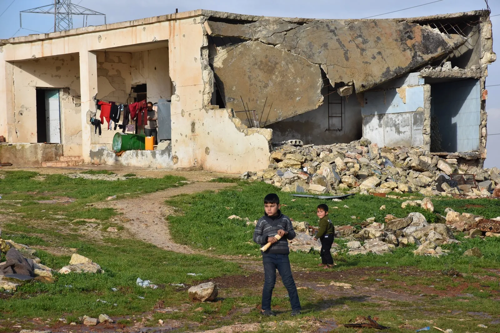 Şêniyên Efrînê: Ji bo vegera li Efrînê em li ber xwe didin