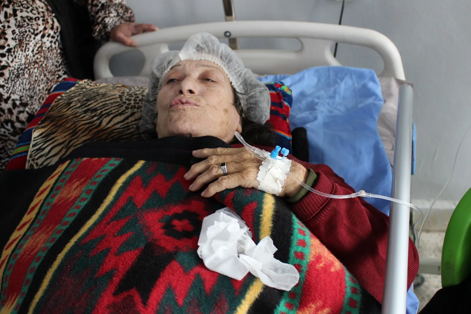 Mala xwe diyarî Kongreya Star kir