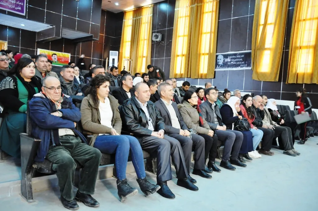 Konferansa Yekitiya Rewşenbîrên Kobanê dest pê kir