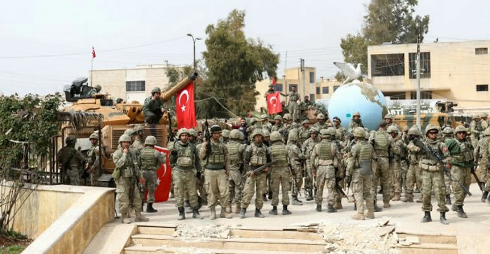 Dagirkeriya Tirkiyê li Efrînê çi nekiriye?