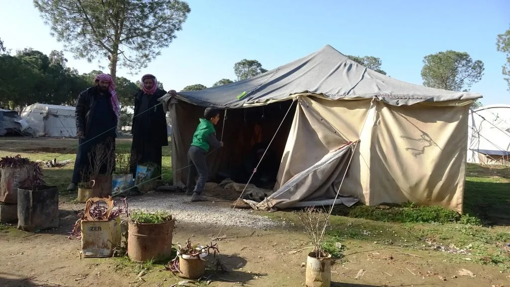 Koçberên Kampa Yarup bang alîkariyê dikin