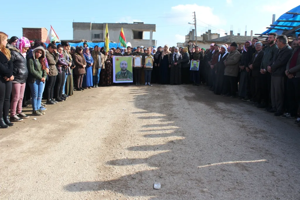 Merasîma sersaxiya şehîd Mehmûd li Kobanê pêk hat