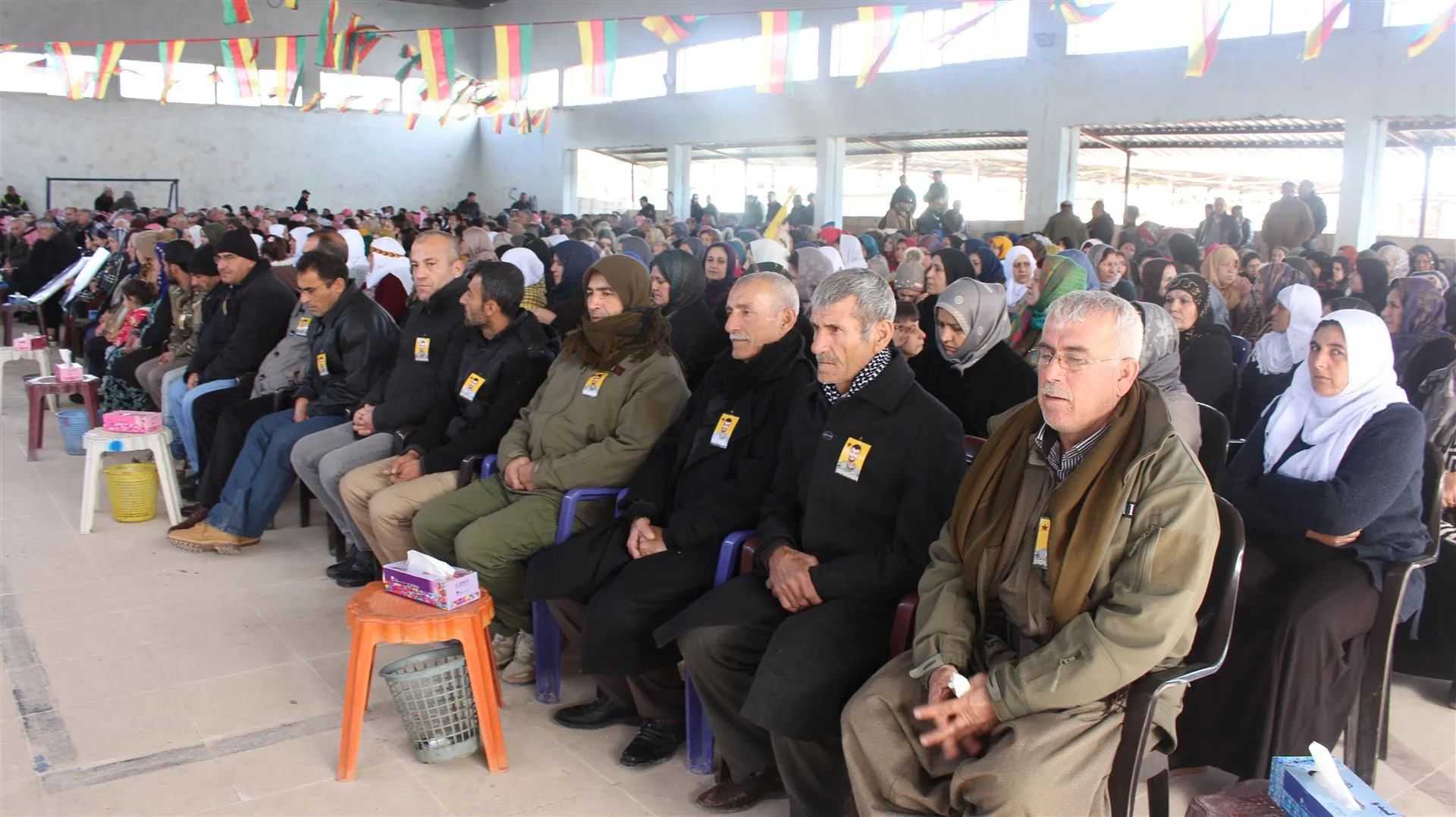 Şêniyên Dêrikê sersaxî ji malbata şehîd Xelîl Dêrîk re xwest