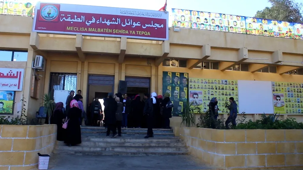 Şêniyên Tebqayê: Em ê bersiva nameya Leyla Guven bidin