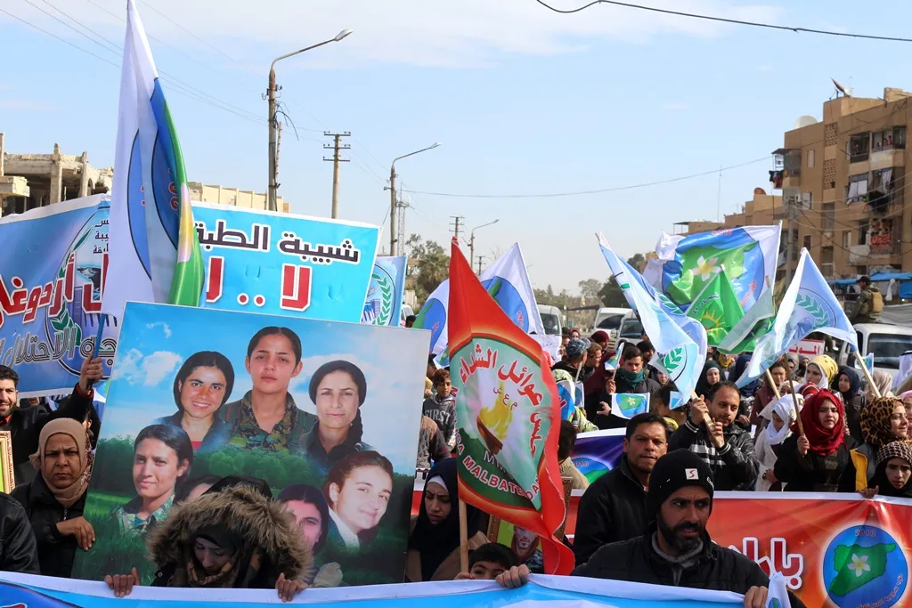 Ciwanên Tebqayê li dijî dagirkeriya Tirkiyê serî hilda