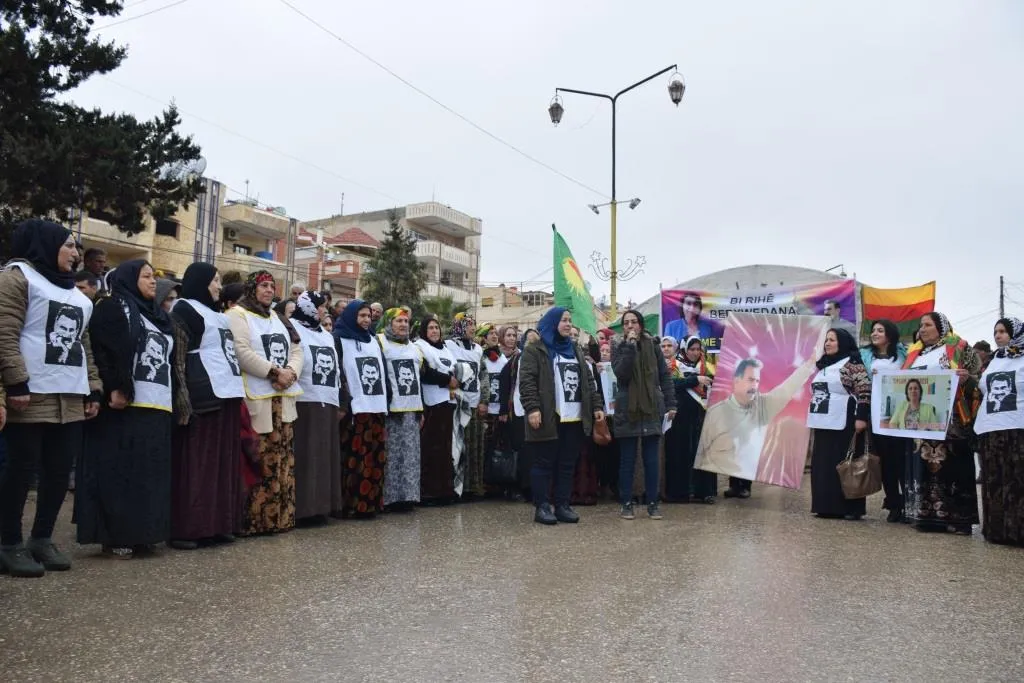 ‘Heta pêkanîna daxwazên Leyla Guven em ê piştgiriya wê bikin’