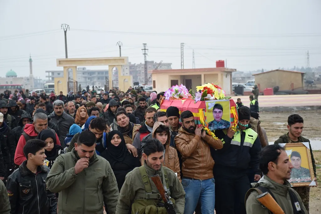 Şêniyên Serêkaniyê şehîd Dilşêr oxir kir