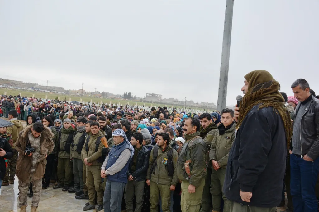 Kobanê 3`yê şehîdên xwe oxir kirin