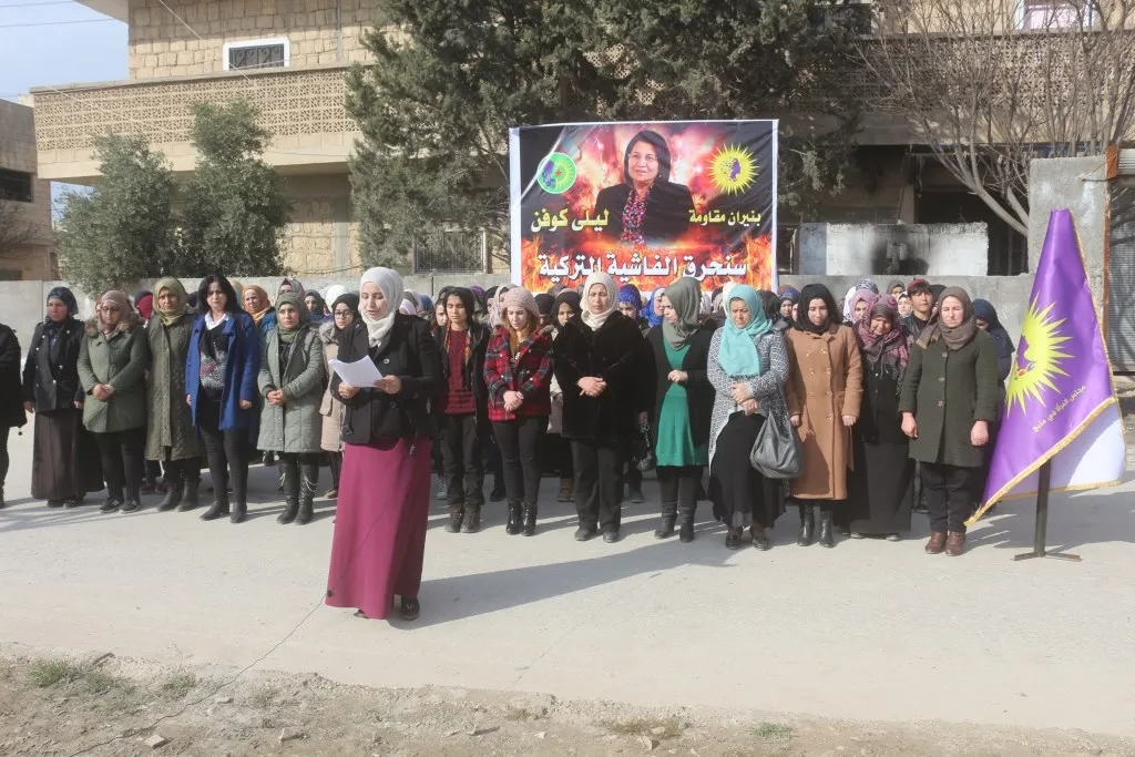 Jinên Minbicê piştgirî da Leyla Guven