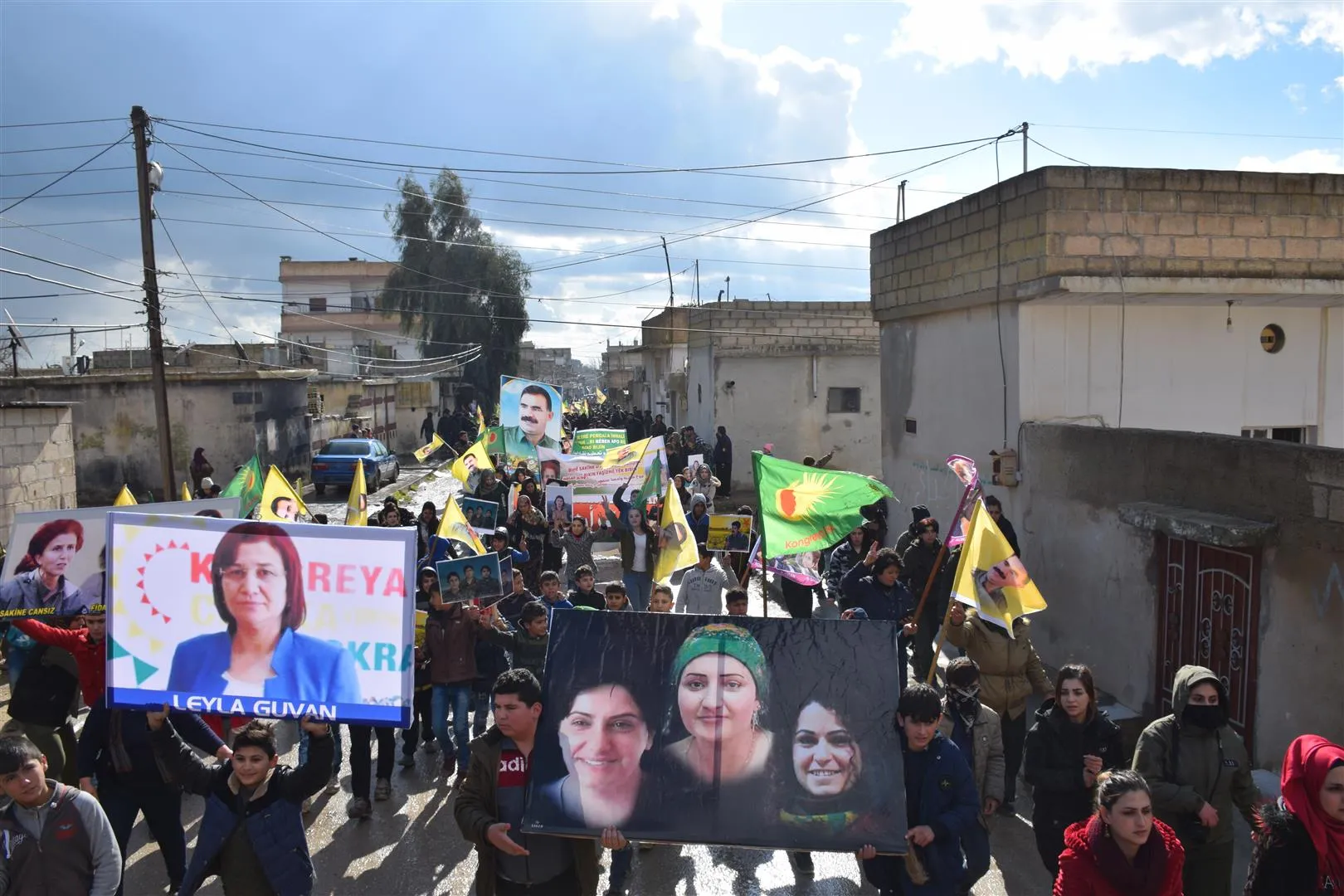 Şêniyên kantona Hesekê daketin qadan