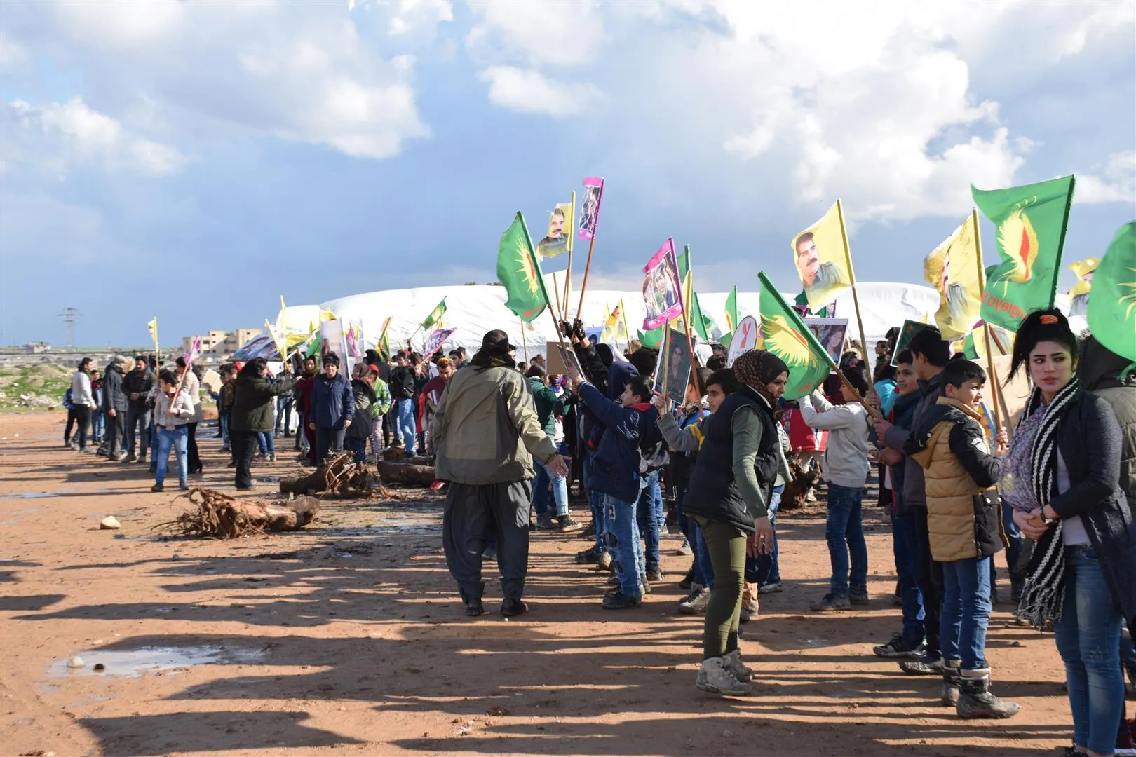 Şêniyên kantona Hesekê daketin qadan
