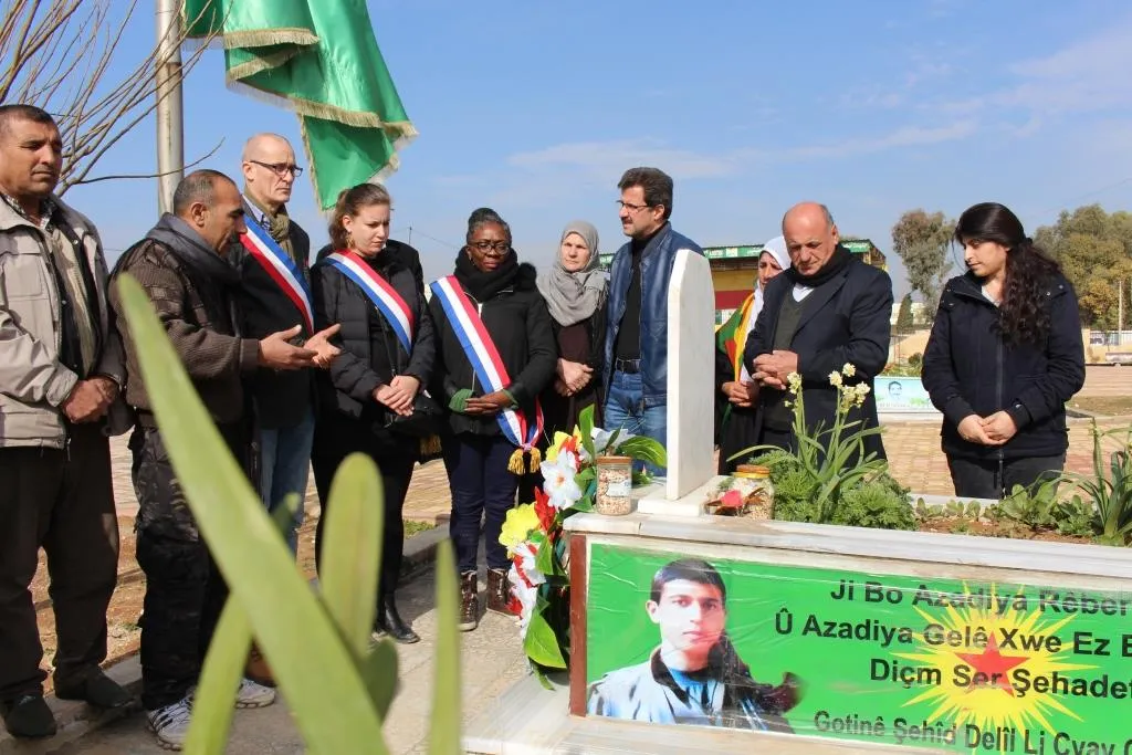 Şandeya Fransayê: Em ê qedexekirina firîna balafiran nîqaş bikin